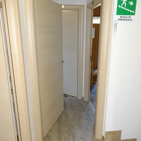 מלון Casa Gabriele *